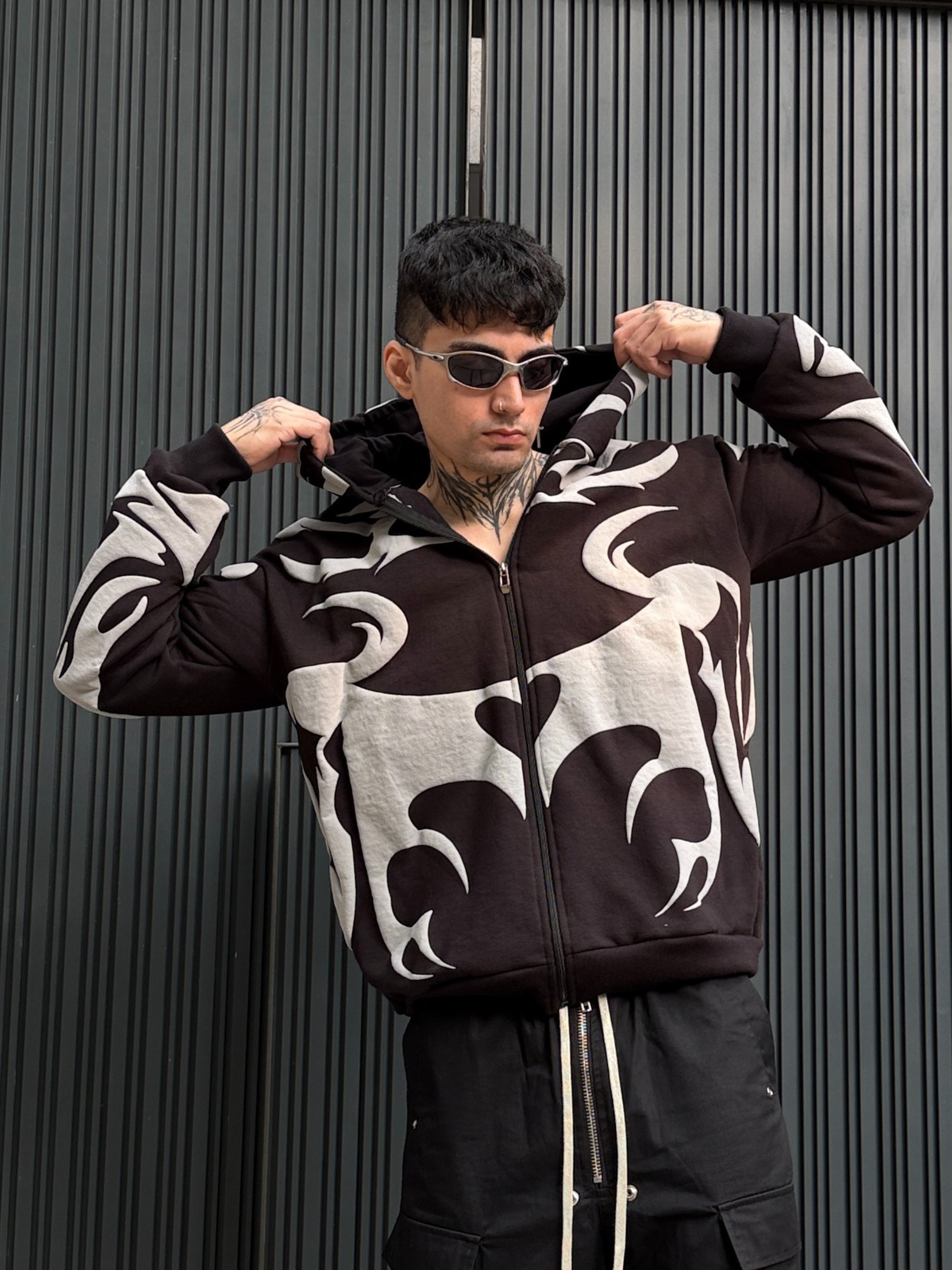 GRIMLOCK FLEECED HOODIE