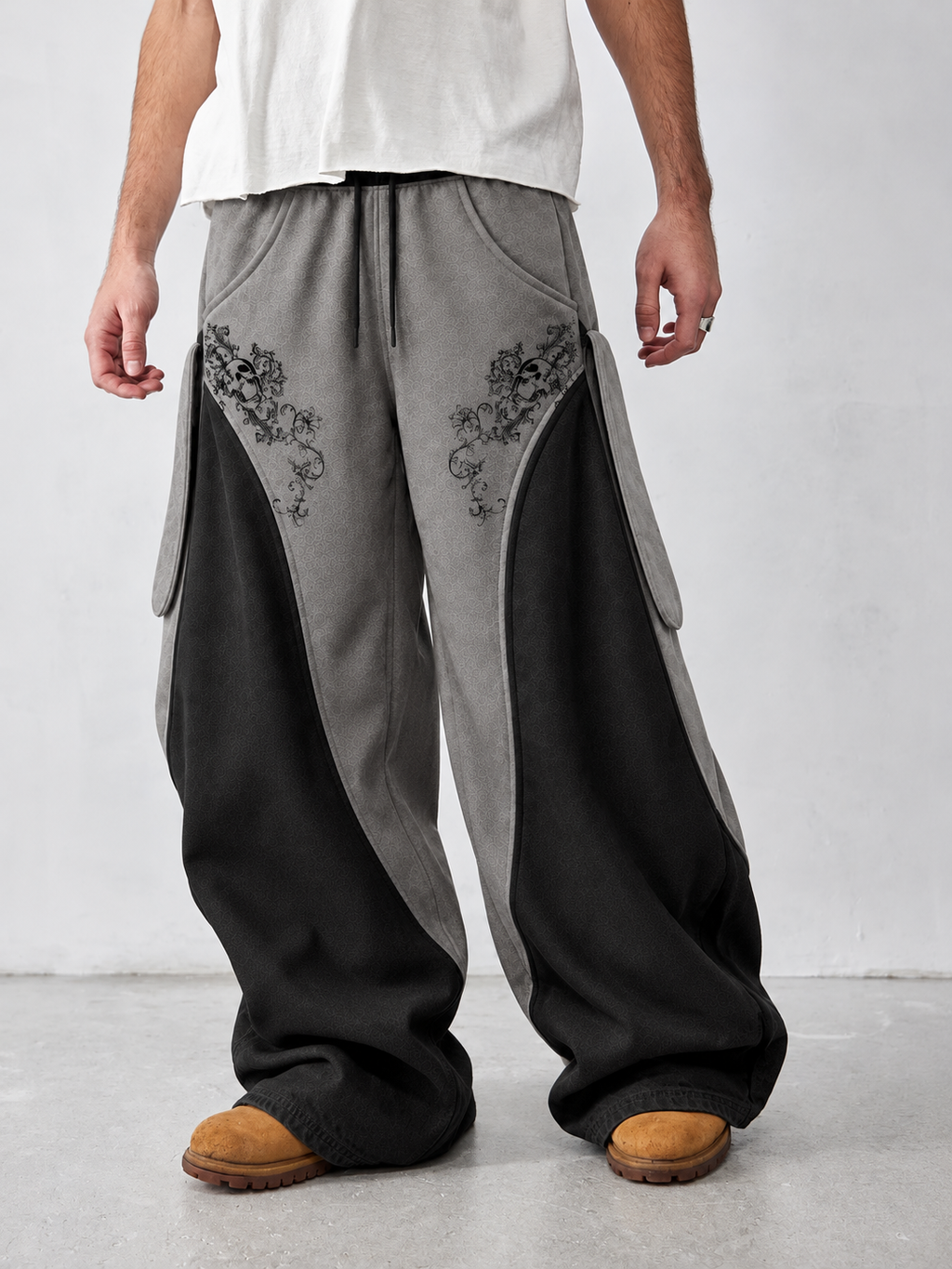 GRAVEFORM CARGO PANTS