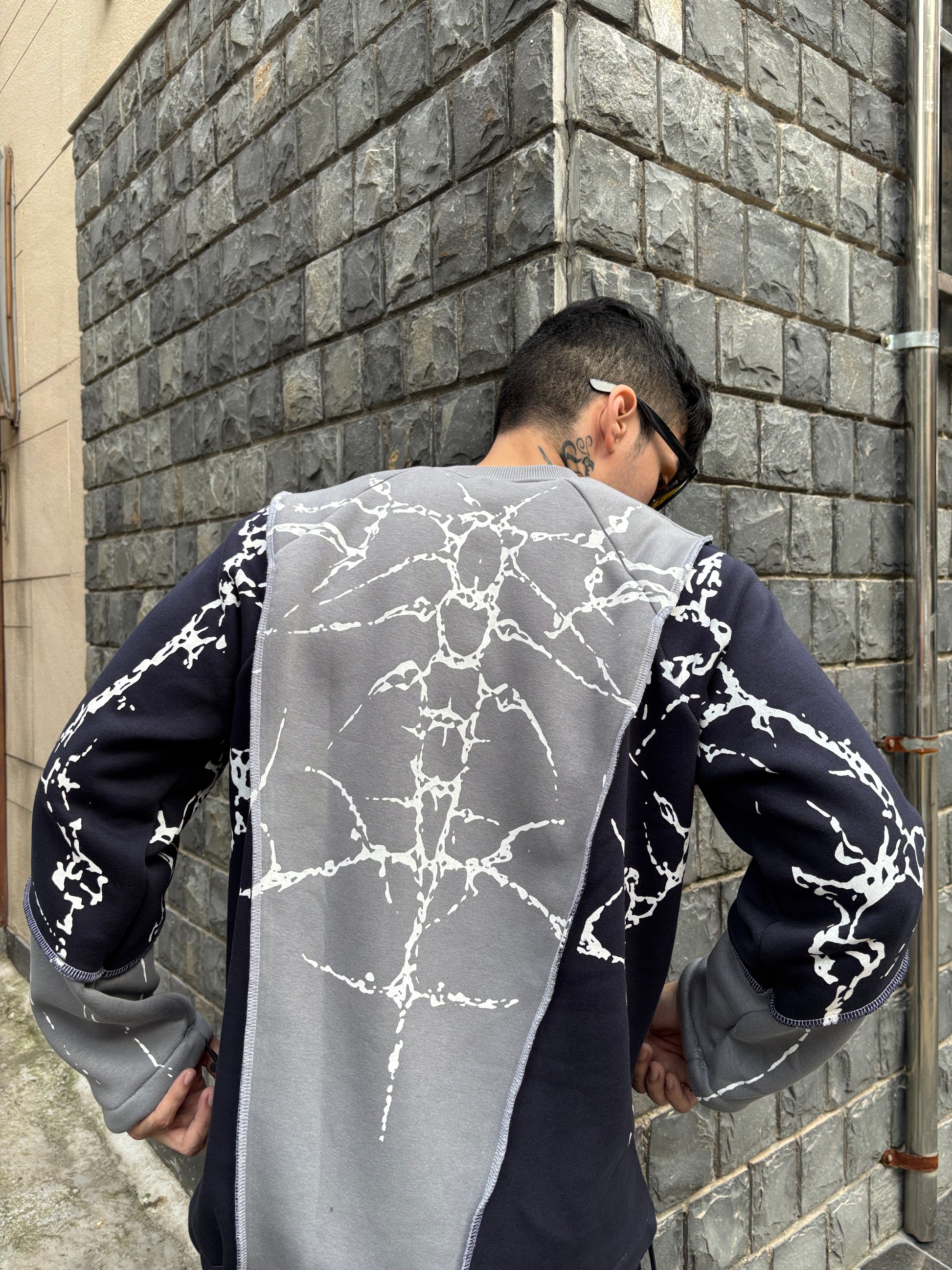 SPECTRE SPINE Oversized SweatShirt