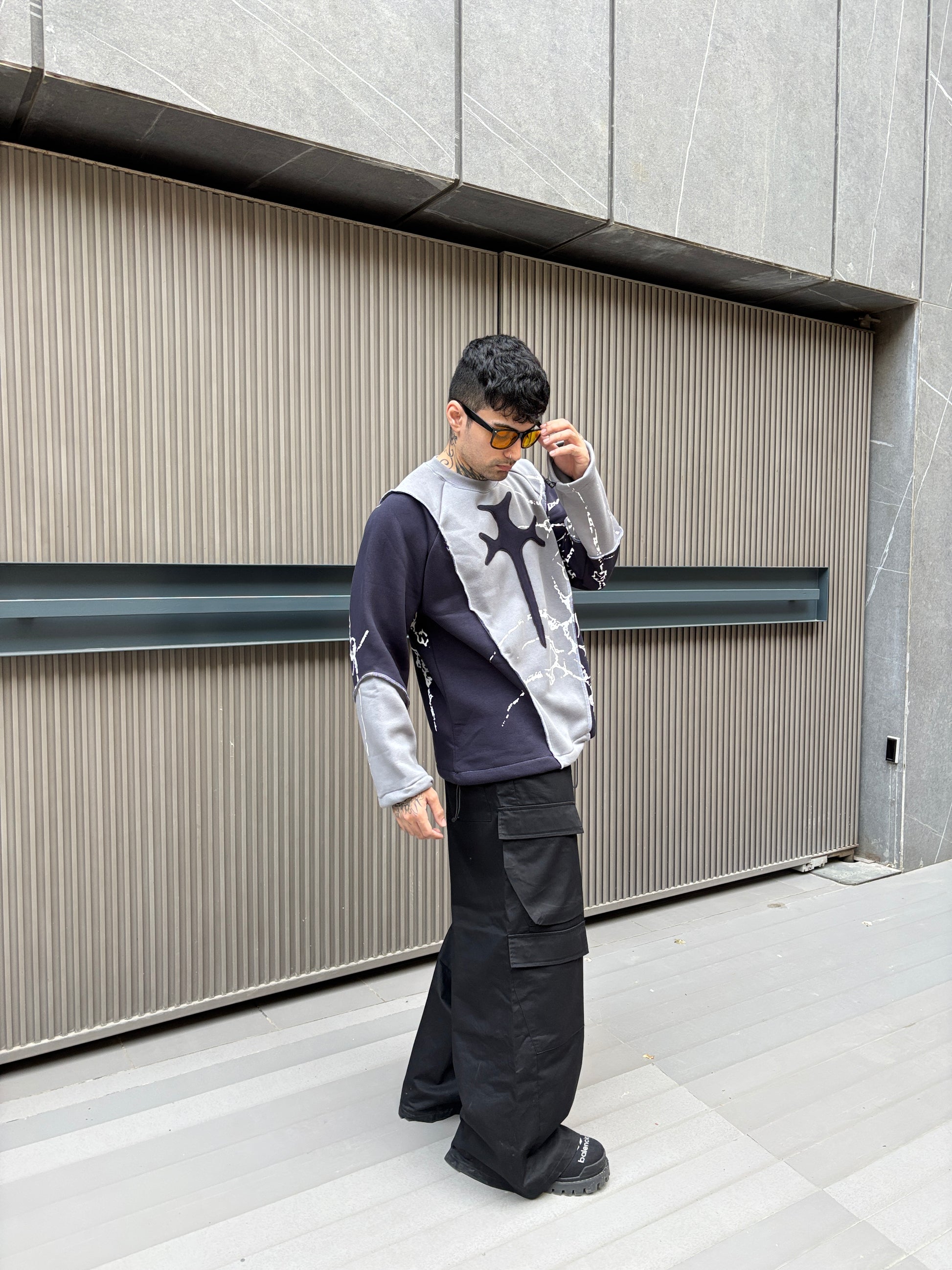 SPECTRE SPINE Oversized SweatShirt